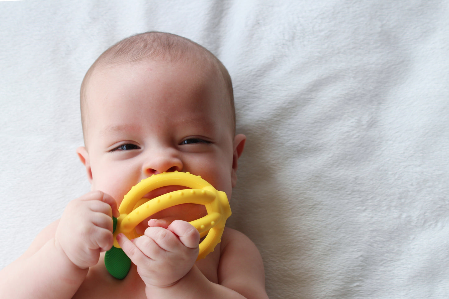 Bitzy Biter Teething Ball - Lemon
