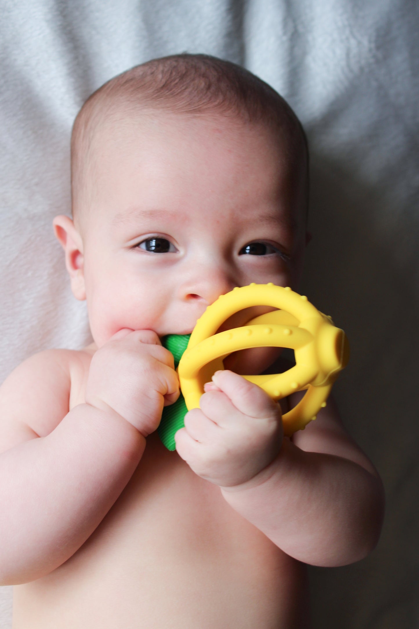 Bitzy Biter Teething Ball - Lemon