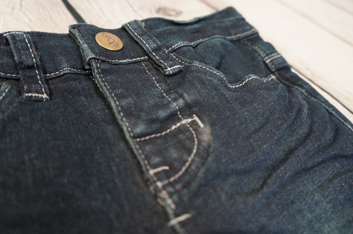 Mark Jeans